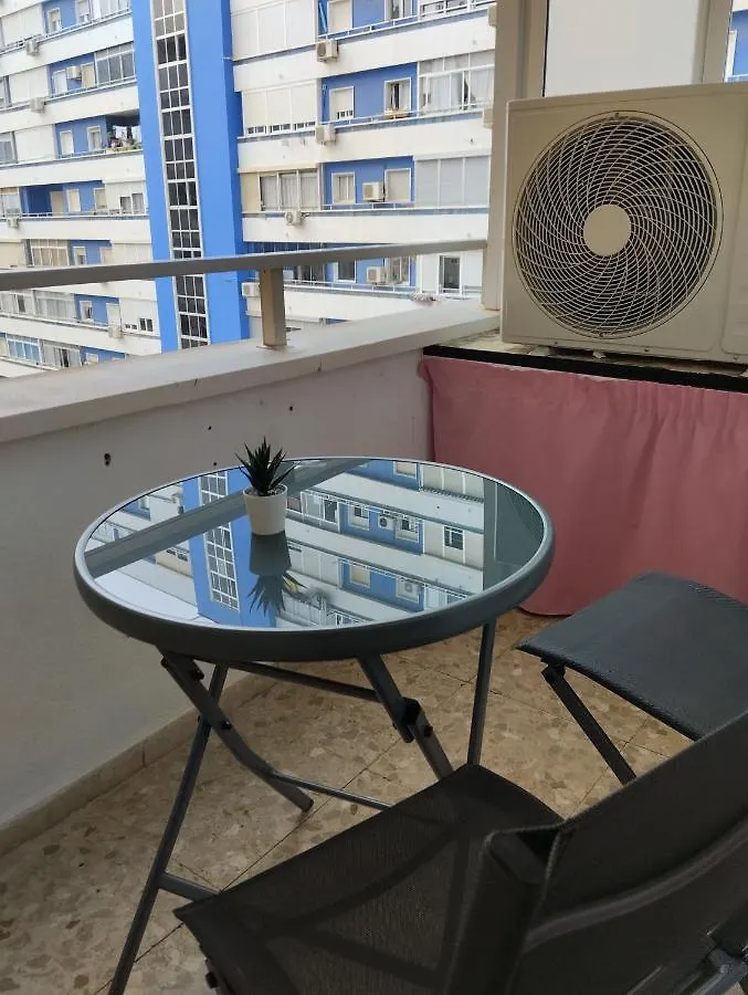 Torremolinos Center Estudio Sun & Beach Apartment